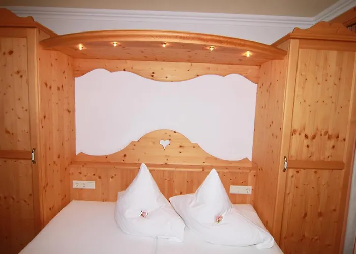 Mutmanoer 招待所 3*